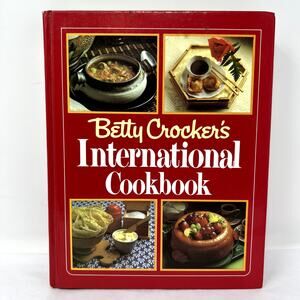 Vintage Betty Crocker International Cookbook 1980 First Edition Hardcover